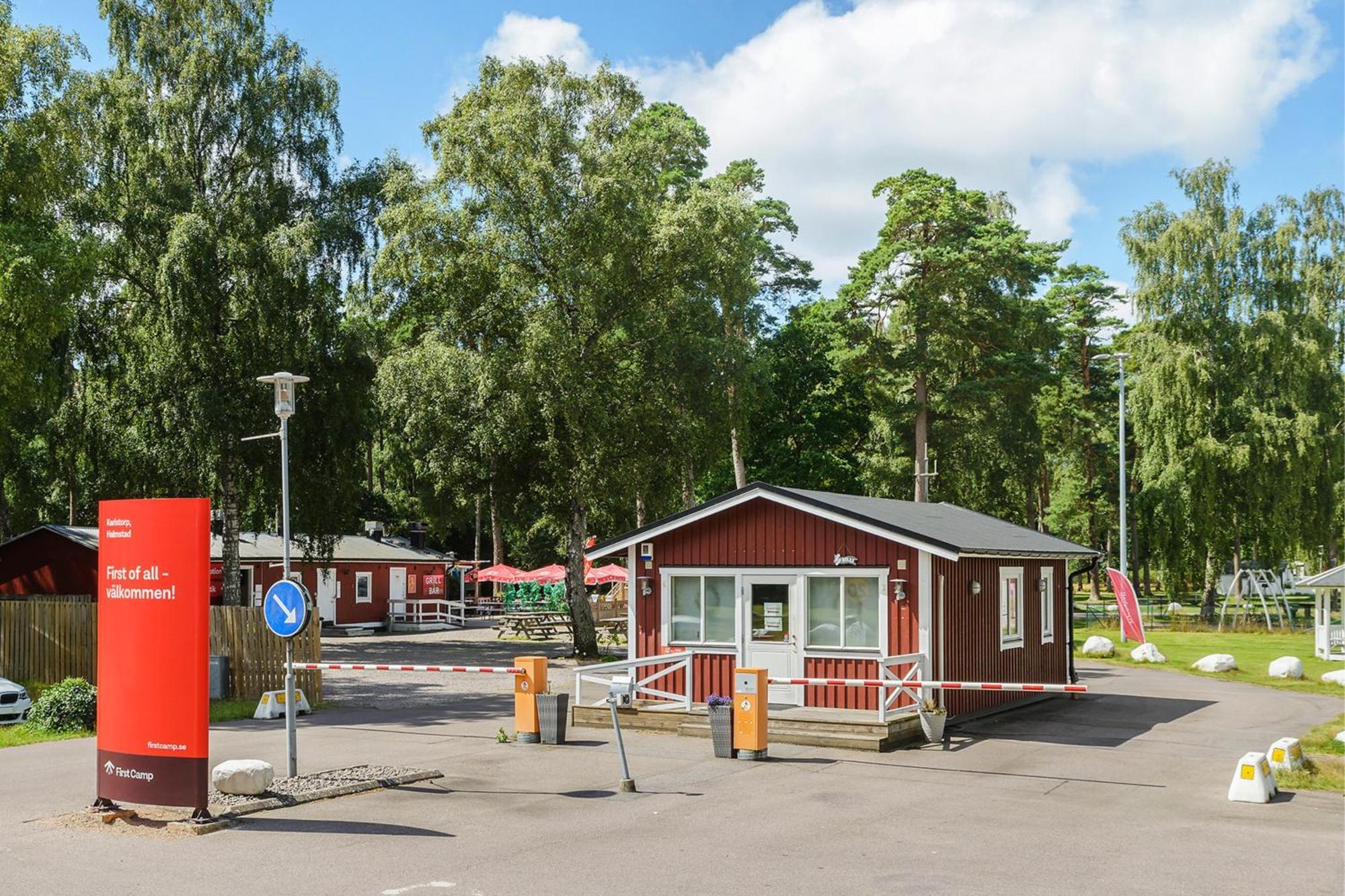 First Camp Karlstorp-Гальмстад Екстер'єр фото